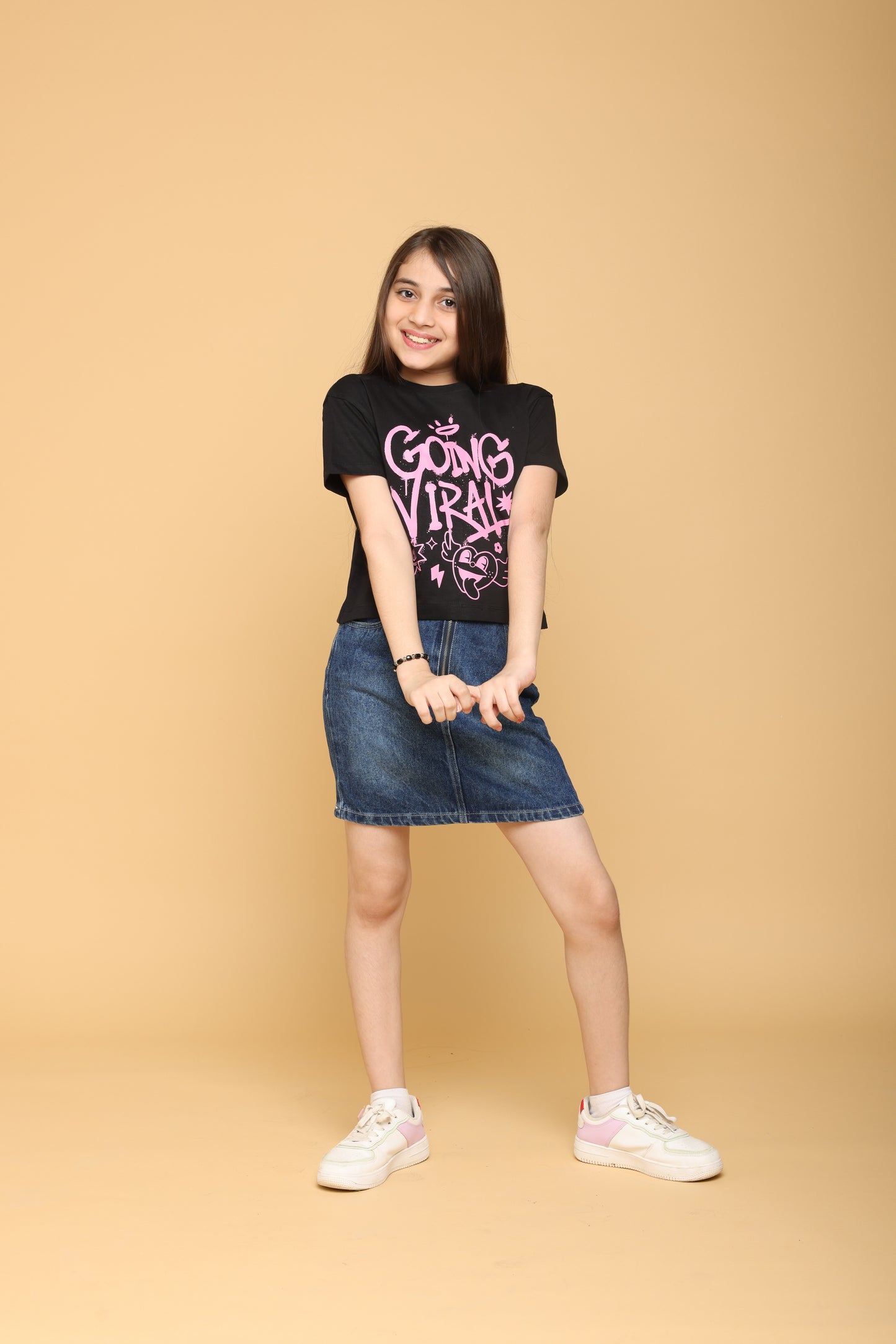 Going Viral Crop Tee